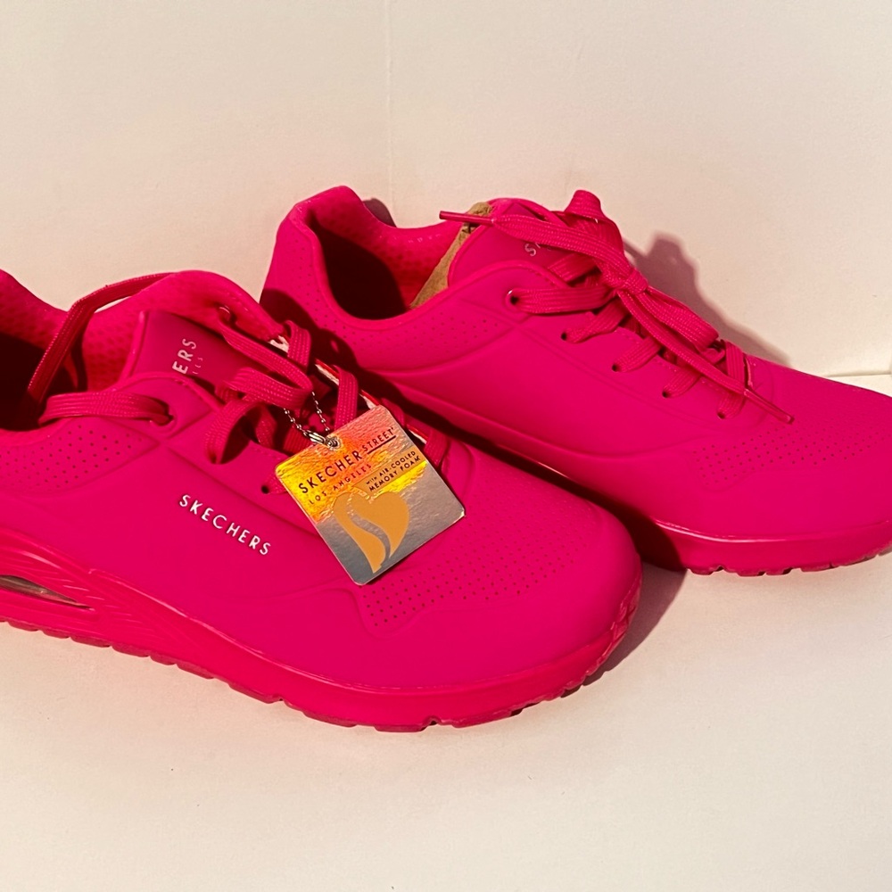 Skechers Women's Pink Shoes